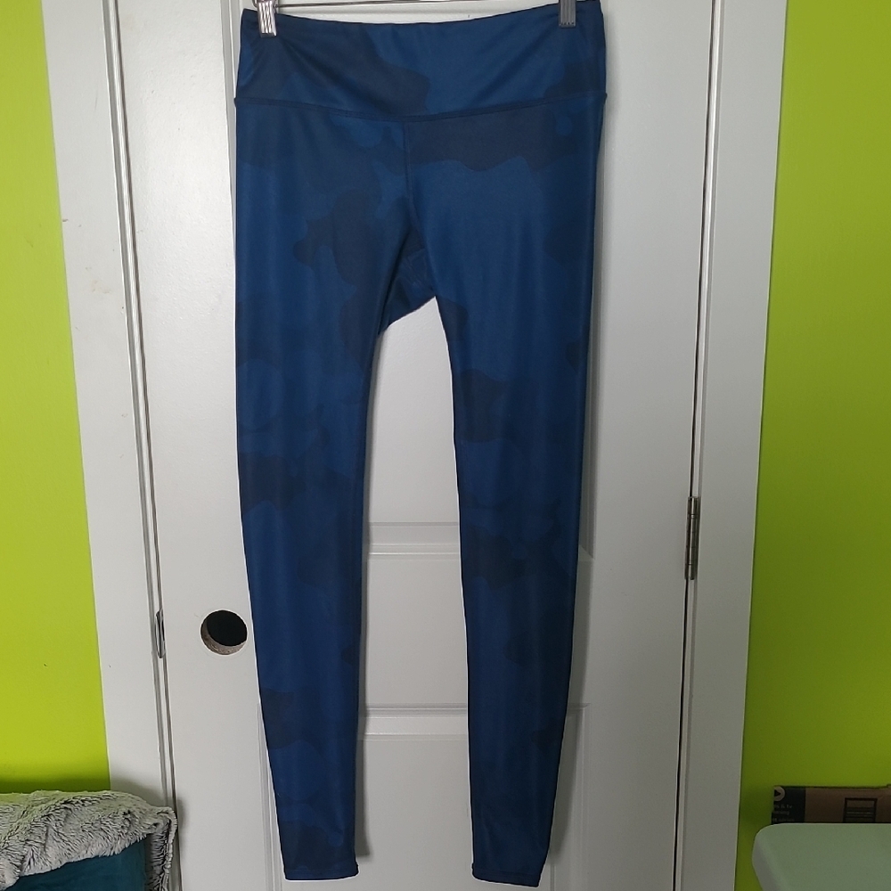 ALO Yoga Navy Camouflage Leggings